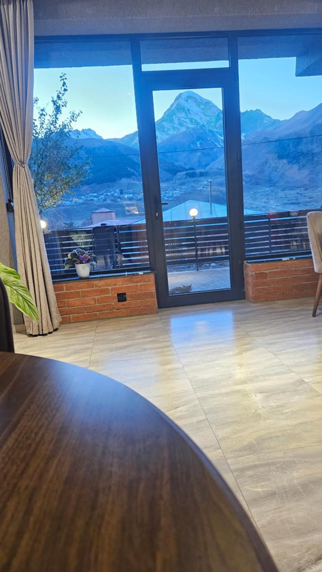 Best view Kazbegi Exterior foto