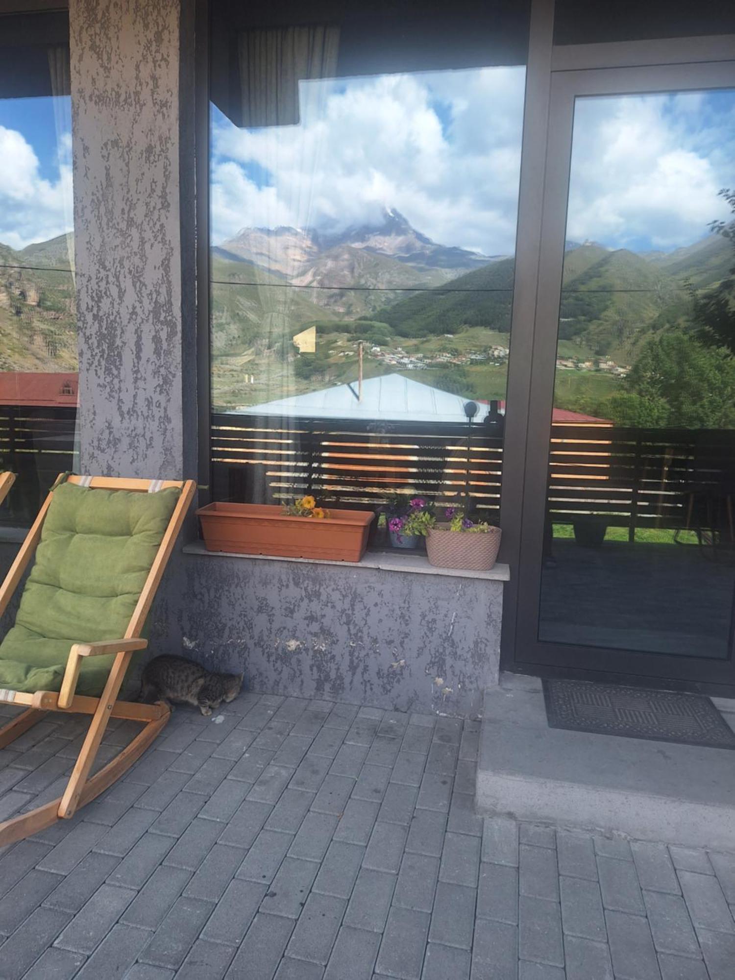 Best view Kazbegi Exterior foto