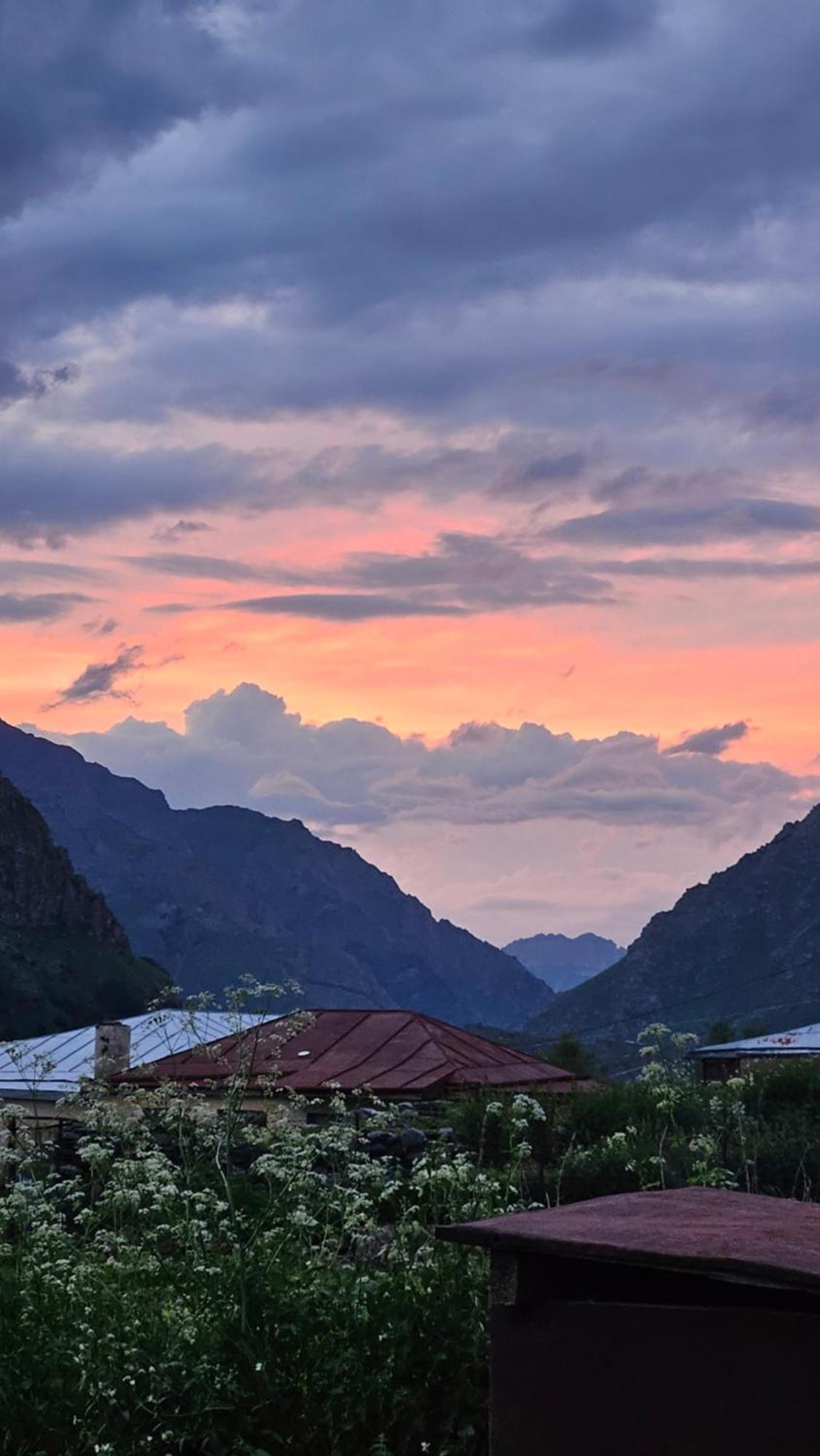 Best view Kazbegi Exterior foto